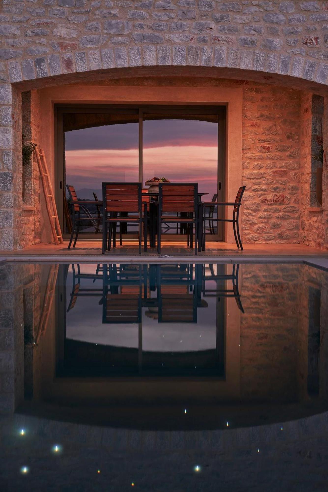 Beachfront Alassa Villas With Private Pools Kotronion  Esterno foto
