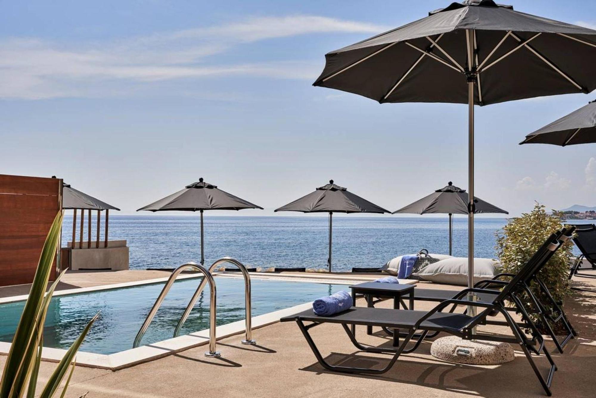 Beachfront Alassa Villas With Private Pools Kotronion  Esterno foto